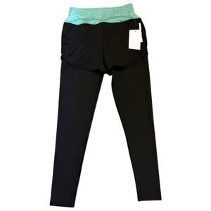 July's Song Black & Green Leggings With Shorts Overlay Size Medium
